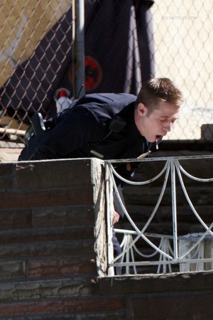 ben-mckenzie-throws-up.jpg