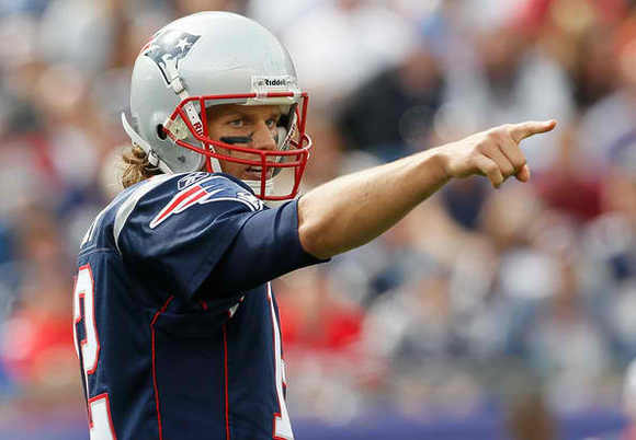 Tom+Brady+Buffalo+Bills+v+New+England+Patriots+Hhhbbd8OCS7l-thumb-580x402-279501.jpg